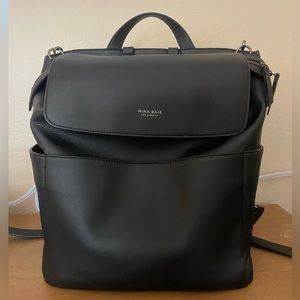 Mina Baie Kinney diaper backpack (vegan) plus accessories